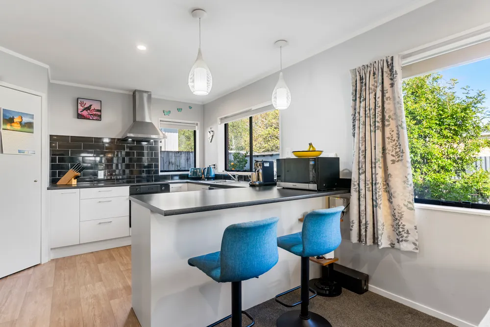 Photos of 2/52 Shirley Avenue