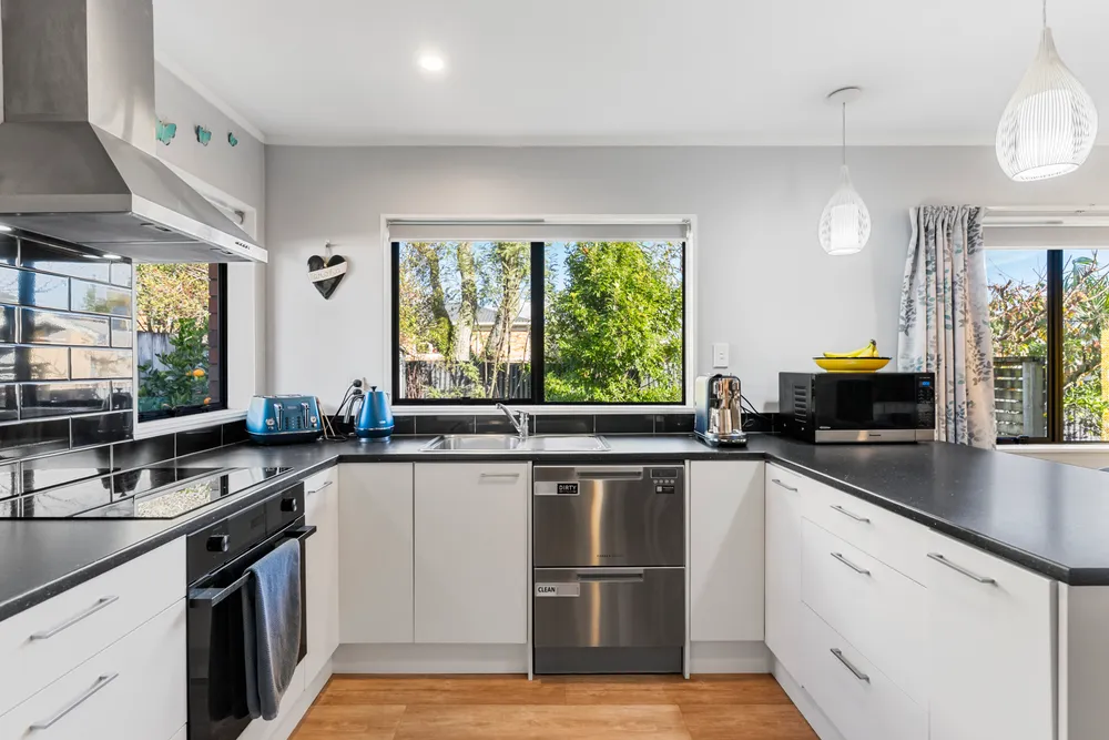 Photos of 2/52 Shirley Avenue