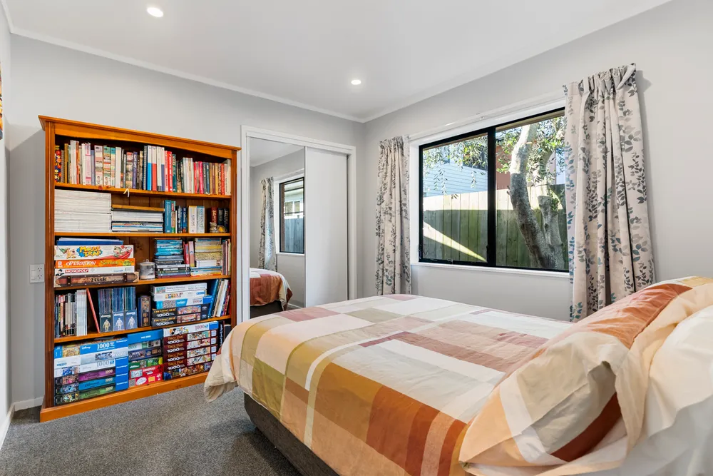 Photos of 2/52 Shirley Avenue