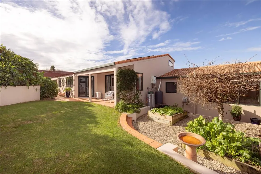 Photos of 63 Manuwai Drive
