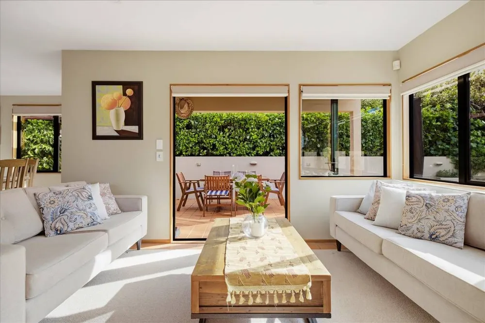 Photos of 63 Manuwai Drive