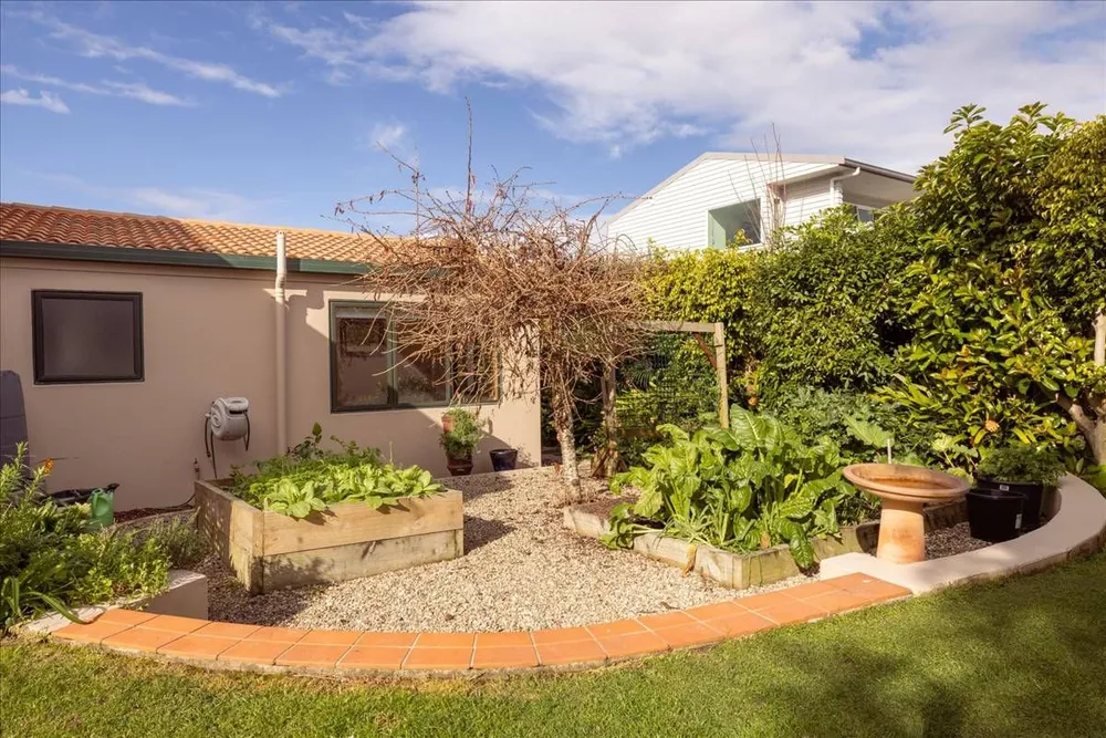 Photos of 63 Manuwai Drive