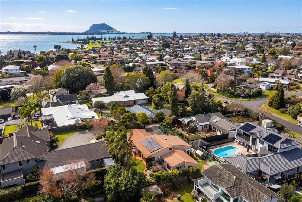Photos of 63 Manuwai Drive