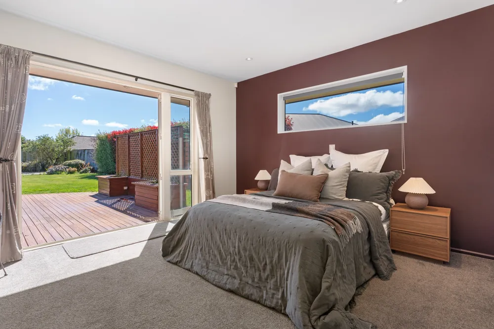 Photos of 20 Sheridan Drive