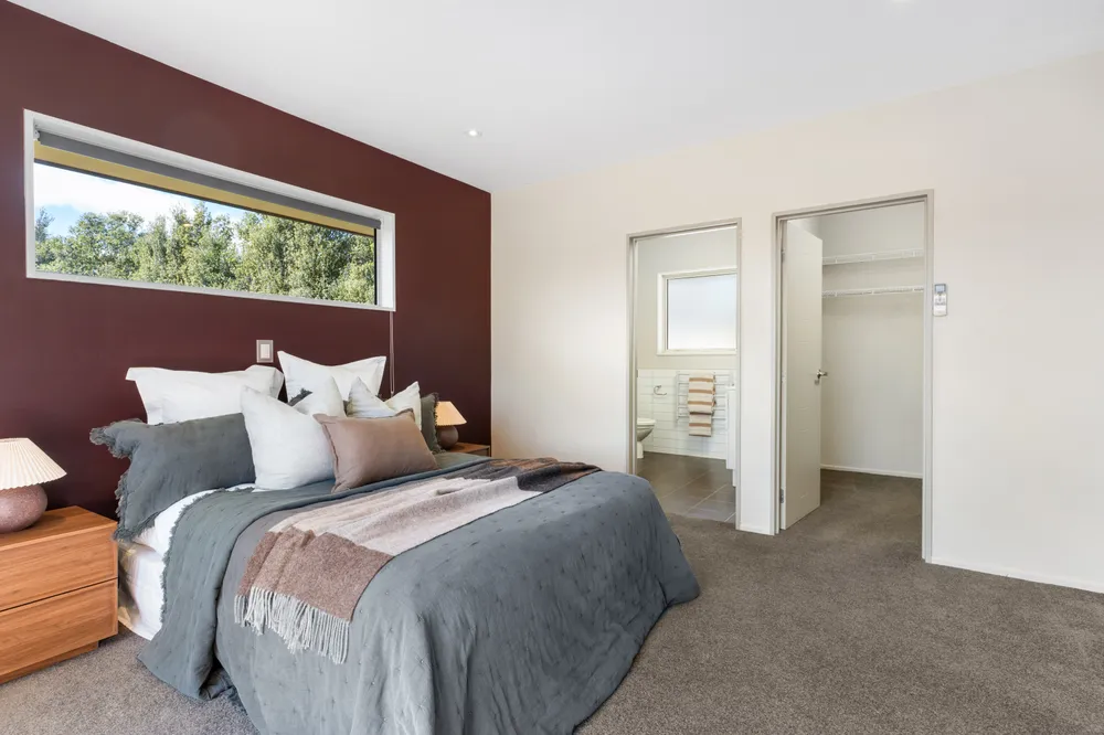 Photos of 20 Sheridan Drive