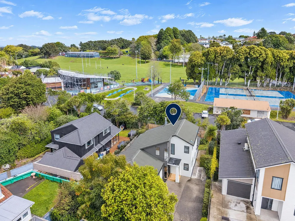 Photos of 58A Waitangi Road