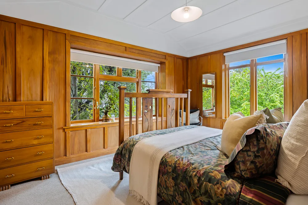 Photos of 4 Hackthorne Road
