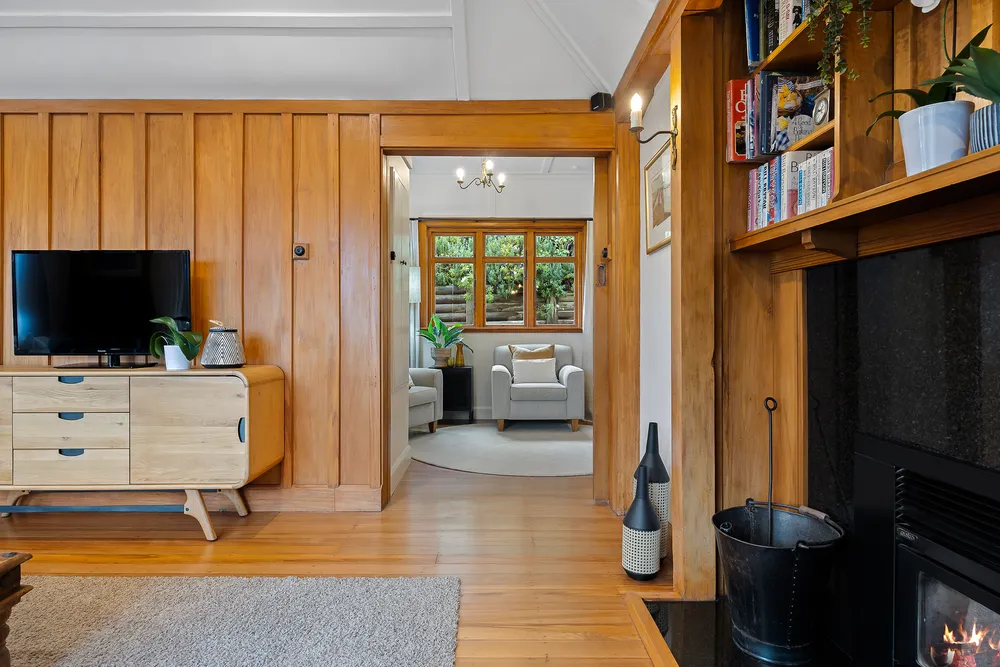 Photos of 4 Hackthorne Road