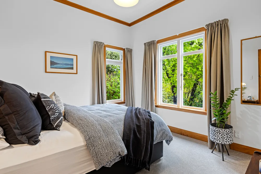 Photos of 4 Hackthorne Road