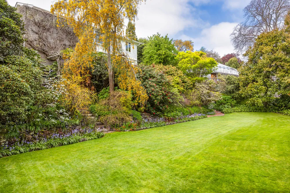 Photos of 4 Hackthorne Road