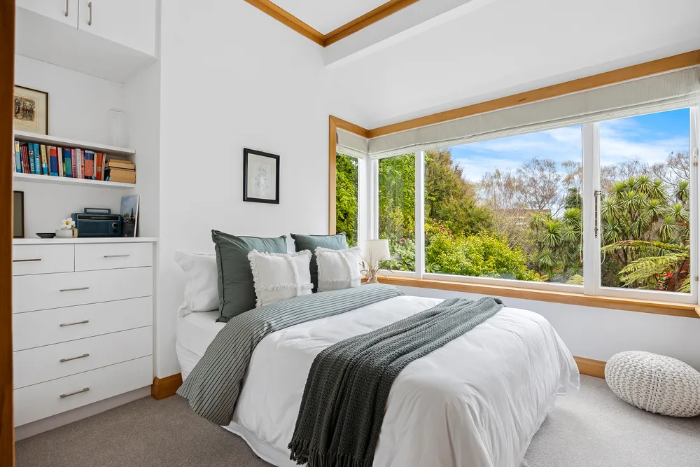 Photos of 4 Hackthorne Road