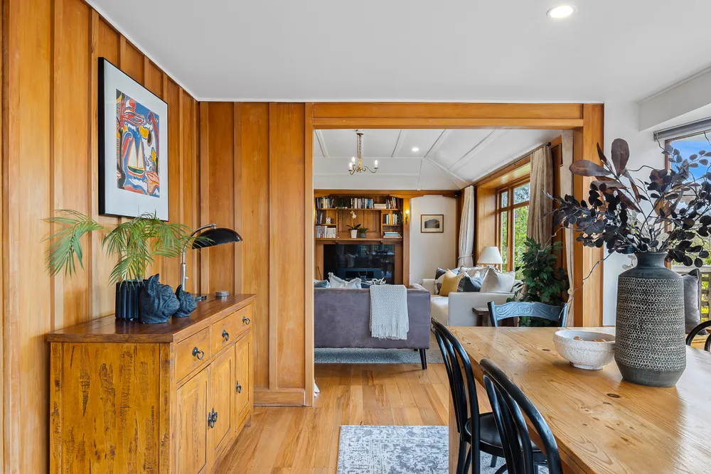 Photos of 4 Hackthorne Road