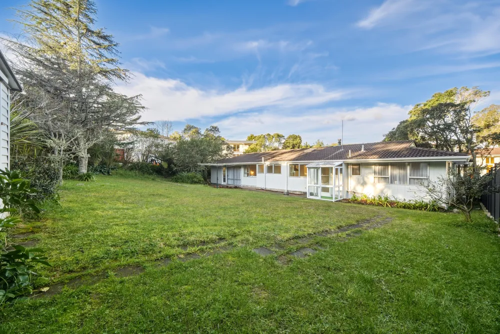 Photos of 70 Ravenwood Drive