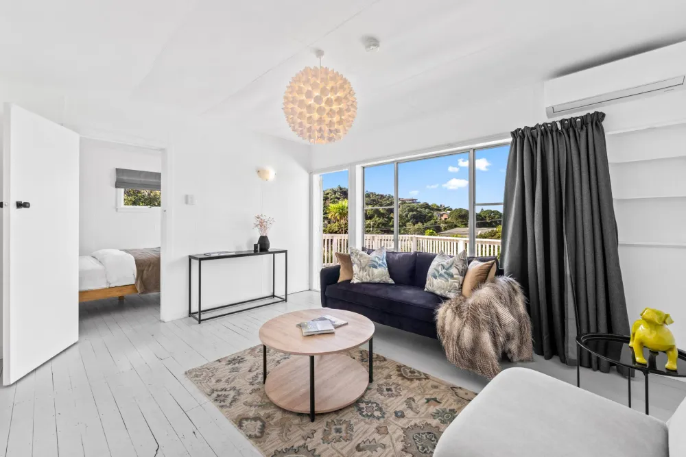 Photos of 47 Wintle Street