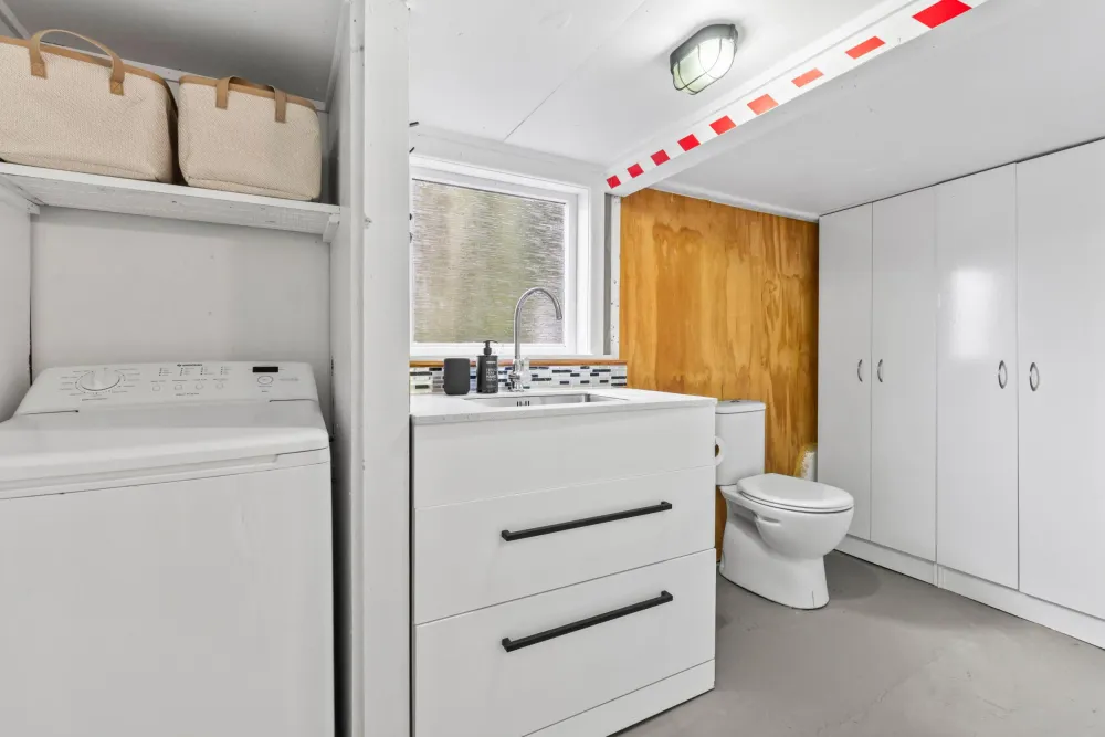 Photos of 47 Wintle Street