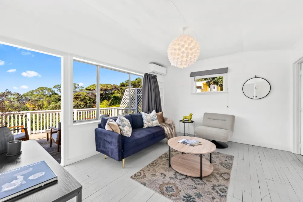 Photos of 47 Wintle Street