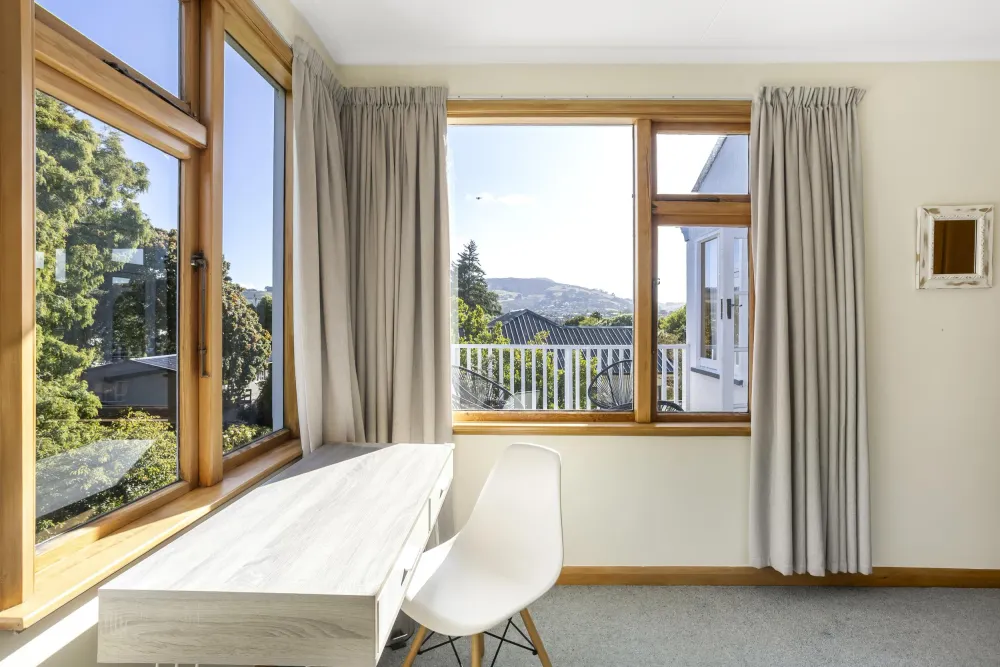Photos of 12 Spylaw Street