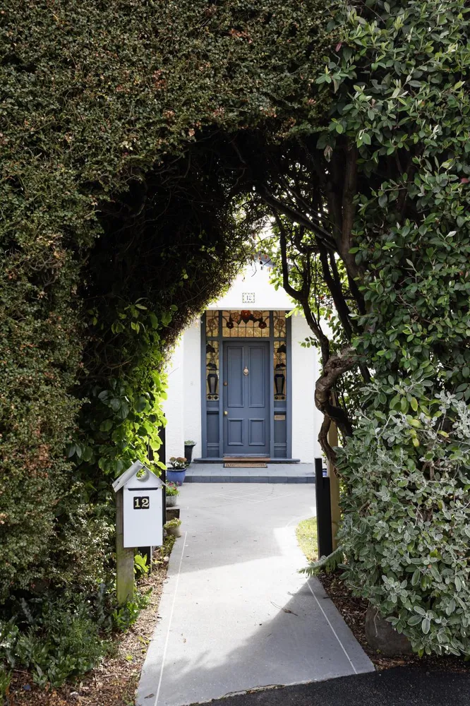 Photos of 12 Spylaw Street