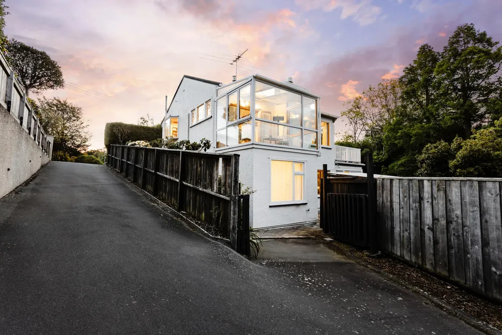 Photos of 12 Spylaw Street