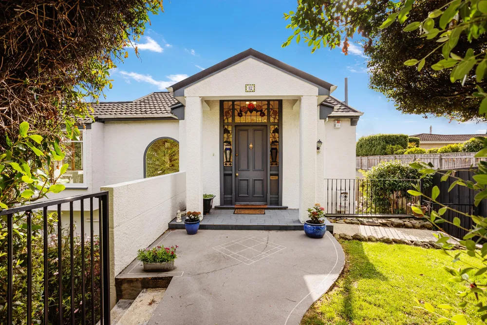 Photos of 12 Spylaw Street
