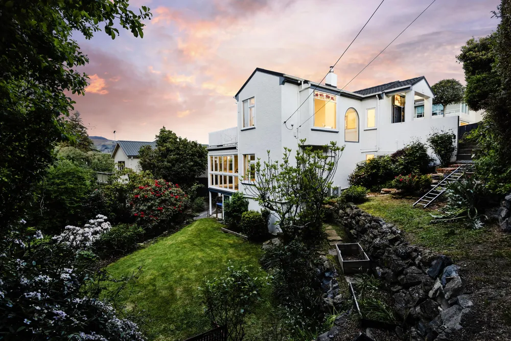 Photos of 12 Spylaw Street