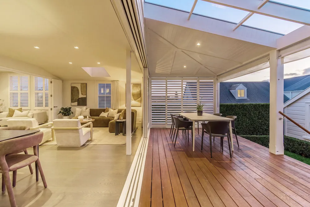 Photos of 1 Melford Street