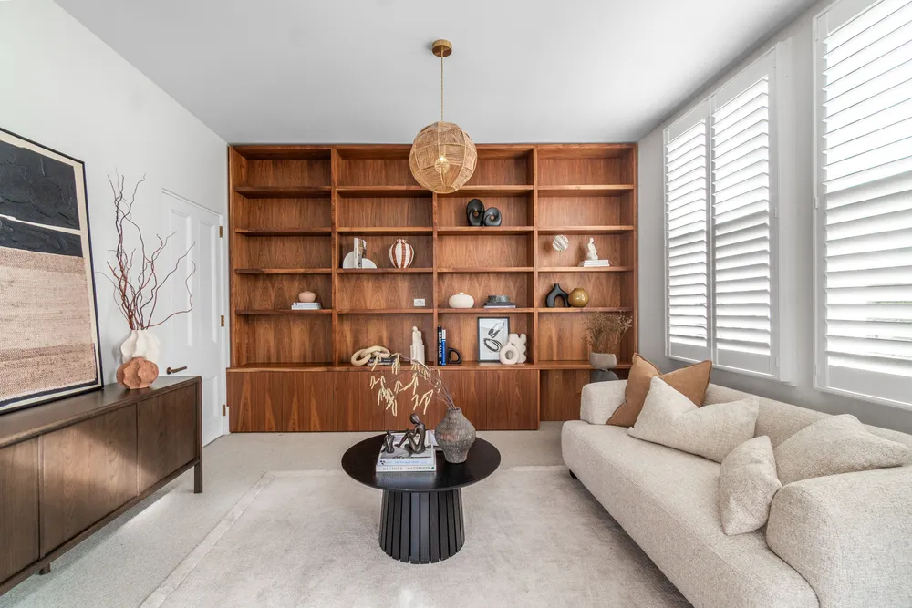 Photos of 1 Melford Street