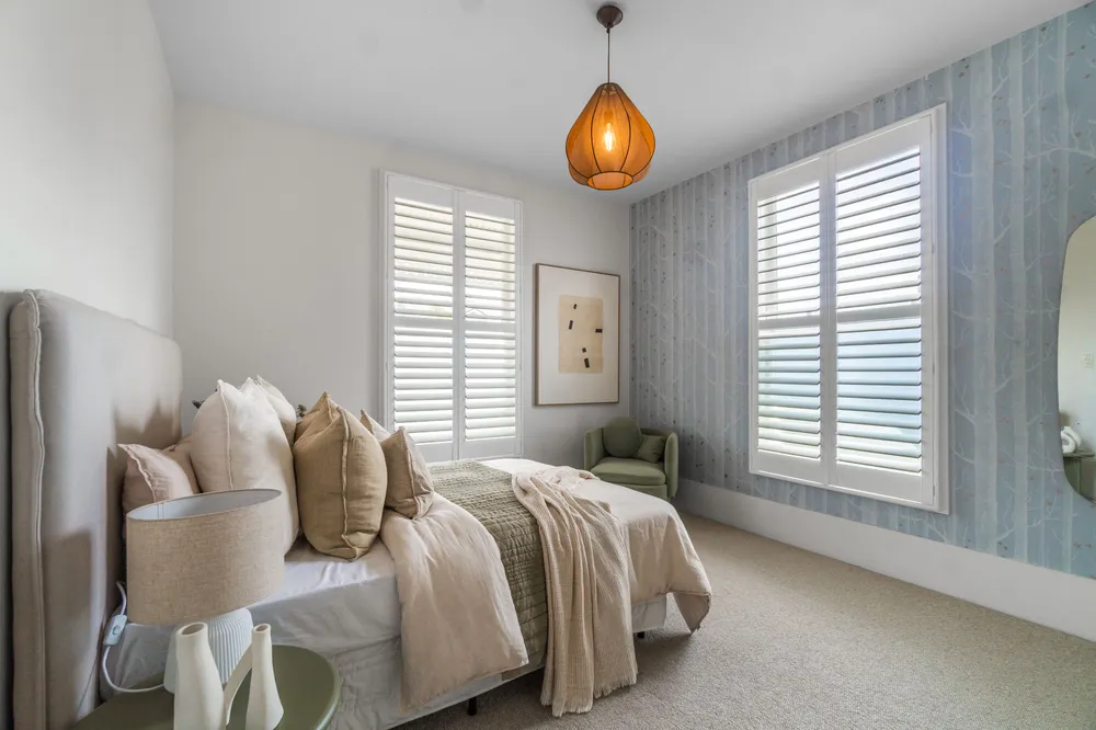 Photos of 1 Melford Street