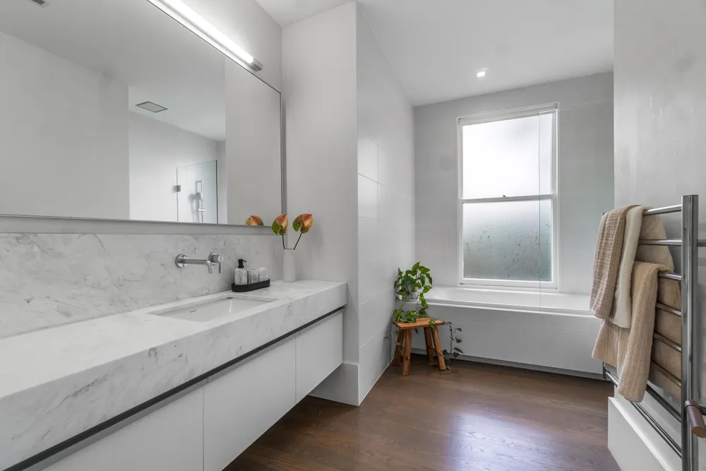 Photos of 1 Melford Street