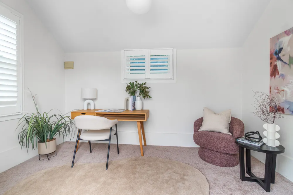 Photos of 1 Melford Street