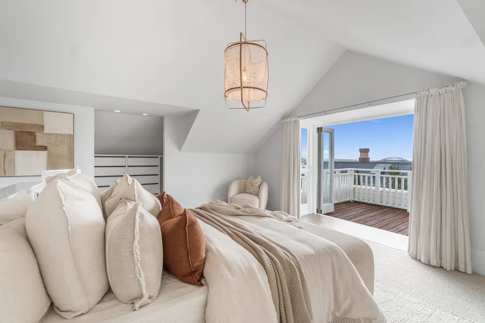 Photos of 1 Melford Street