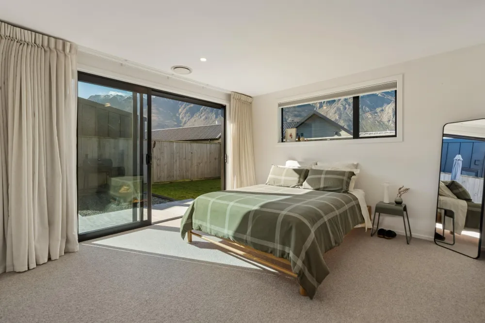 Photos of 39 Drysdale Road