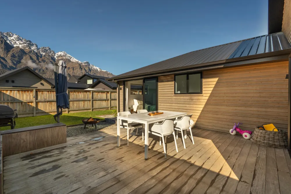 Photos of 39 Drysdale Road