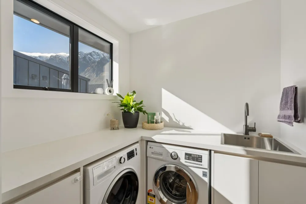 Photos of 39 Drysdale Road