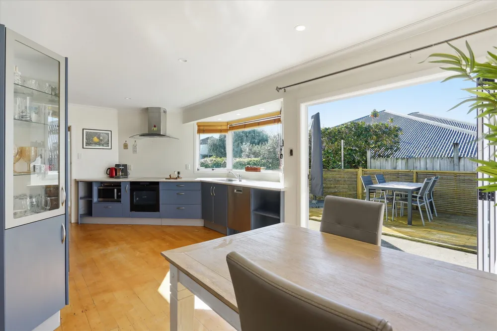 Photos of 19 Crescent Road