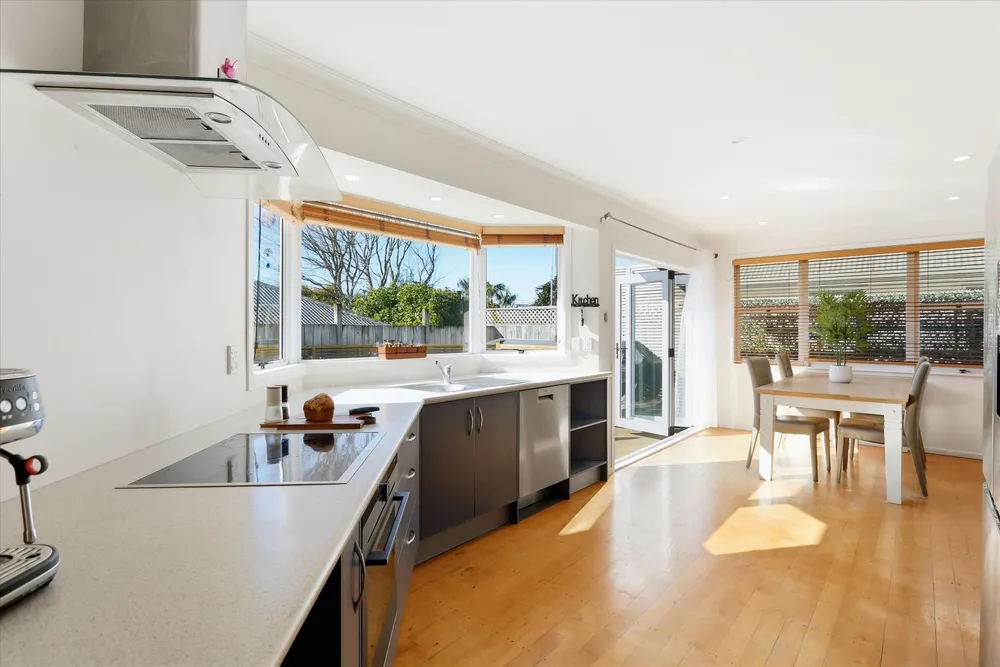 Photos of 19 Crescent Road