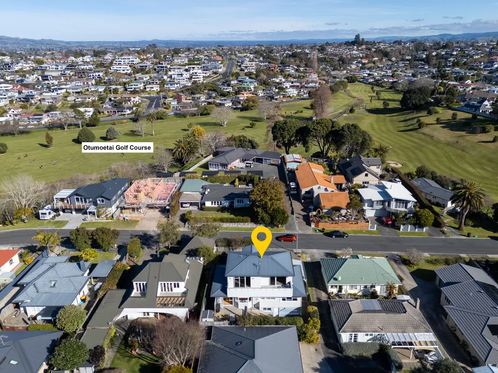 Photos of 19 Crescent Road
