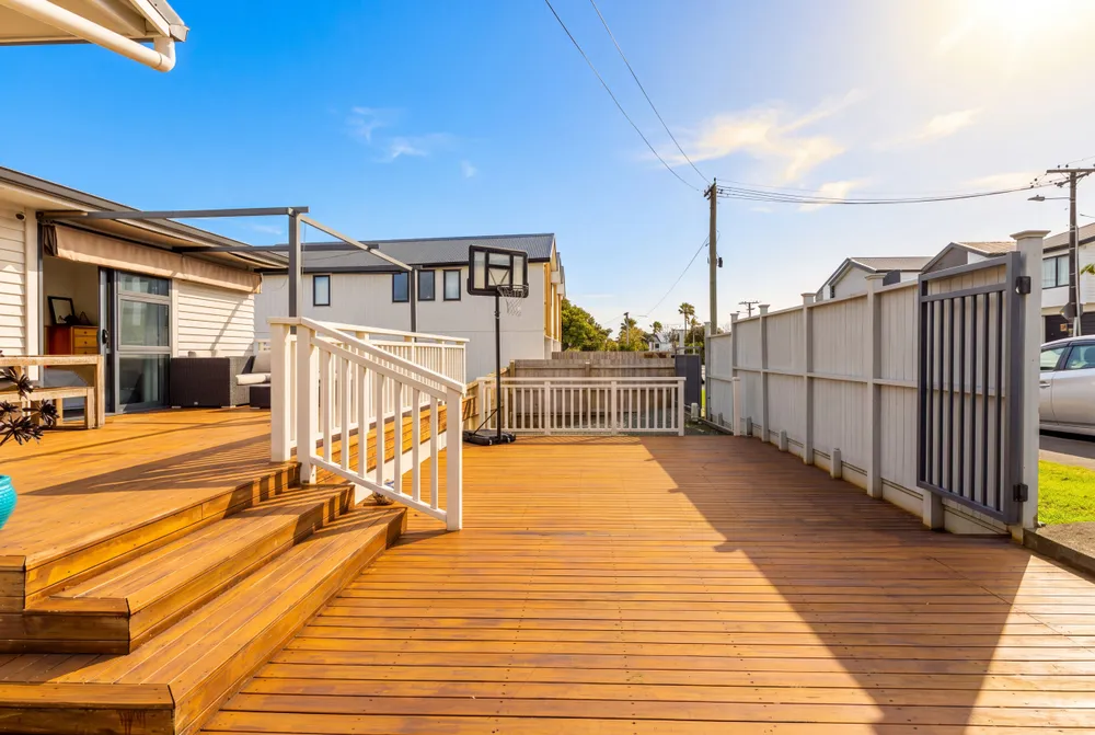 Photos of 95 Ruawai Road