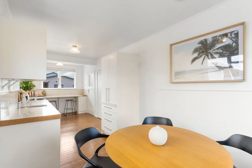 Photos of 56 Kelwyn Road