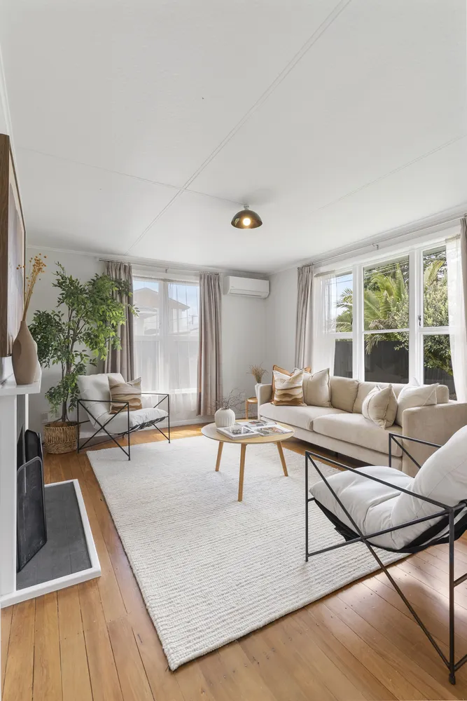 Photos of 56 Kelwyn Road