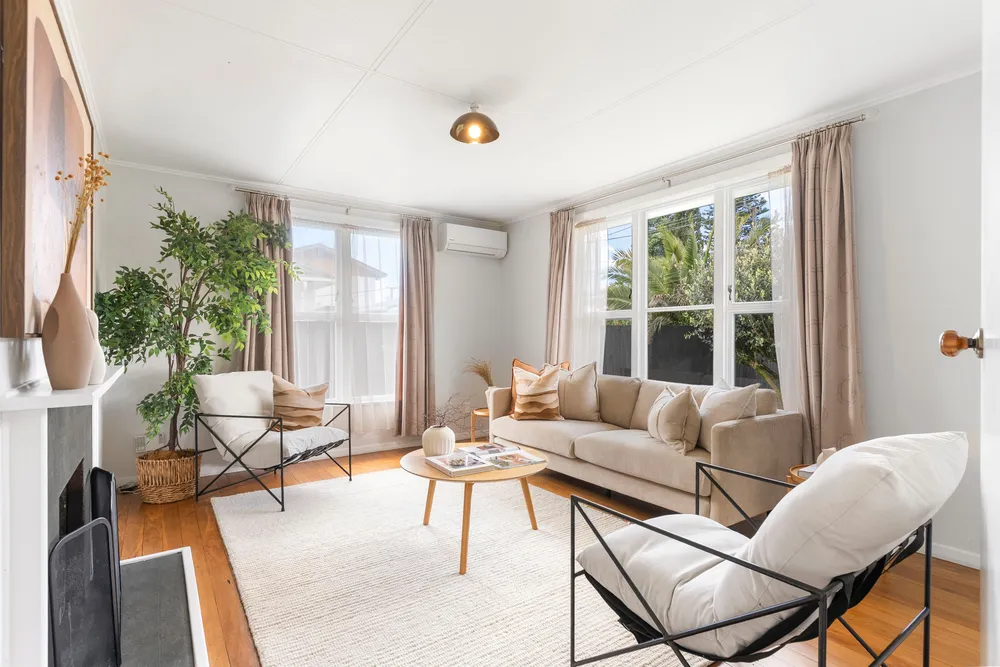 Photos of 56 Kelwyn Road