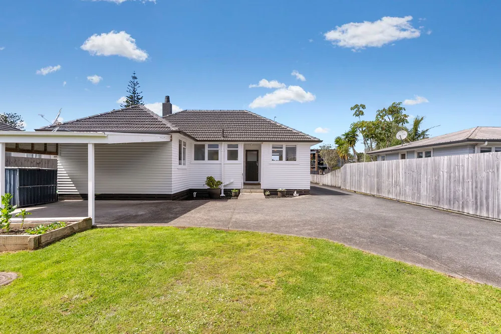 Photos of 56 Kelwyn Road