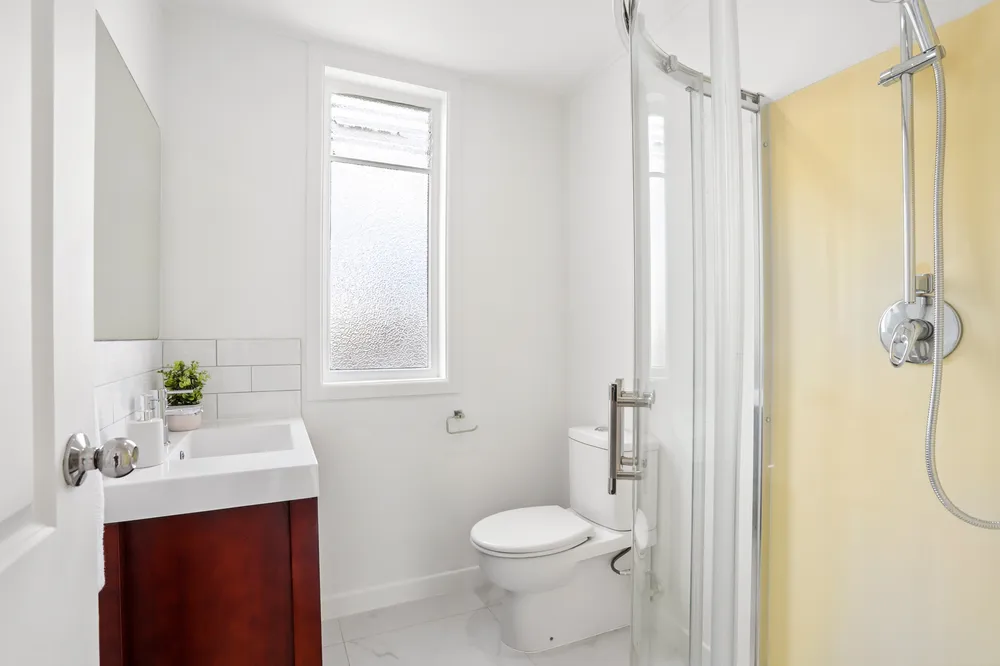 Photos of 2 Holly Street