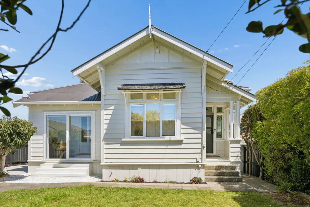 Photo of 24 Queen Mary Avenue, Epsom