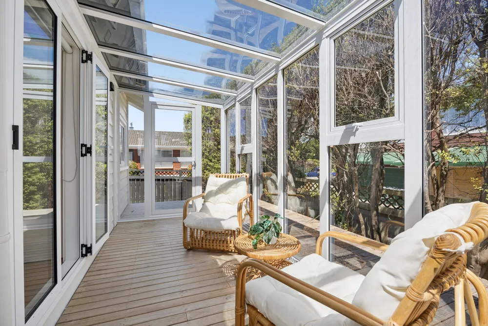 Photos of 24 Queen Mary Avenue
