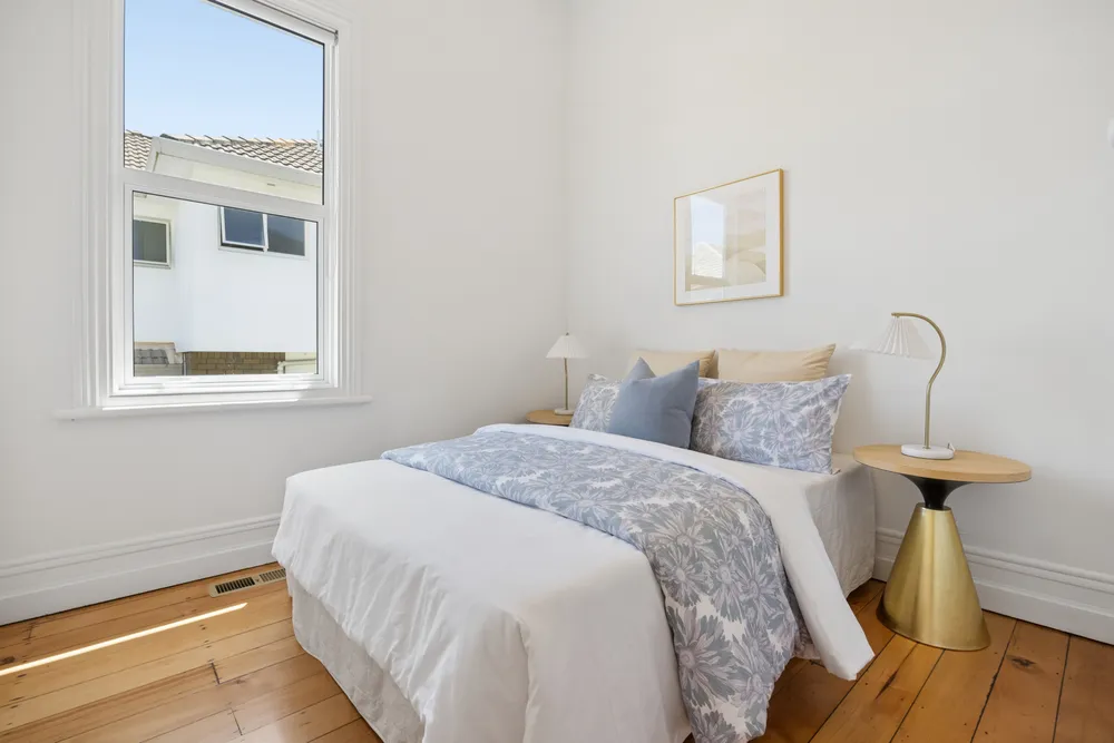Photos of 24 Queen Mary Avenue