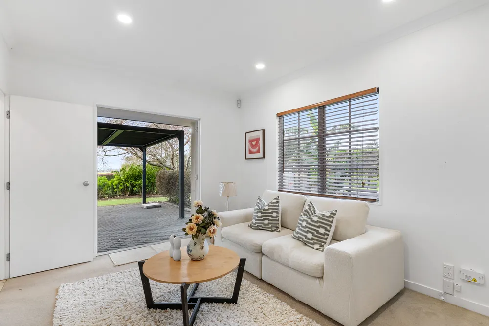 Photos of 42 Village Fields Road