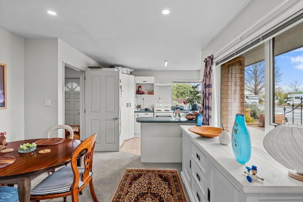 Photos of 84 Main North Road