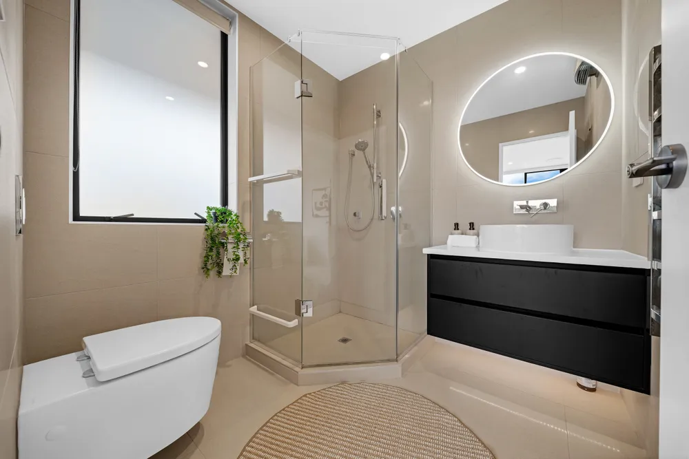 Photos of 1 Meadowridge Drive