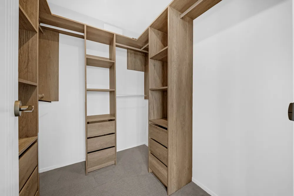 Photos of 1 Meadowridge Drive